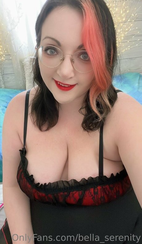 Foto desnuda filtrada de OnlyFans de Bellaserenity