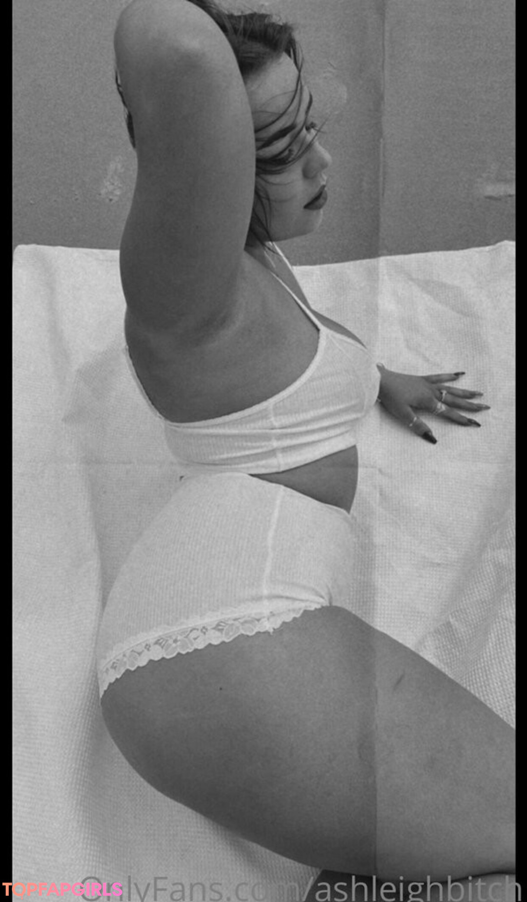 Foto desnuda filtrada de OnlyFans de Ashleighbitch #73 Foto desnuda filtrada de OnlyFans de Ashleighbitch #73