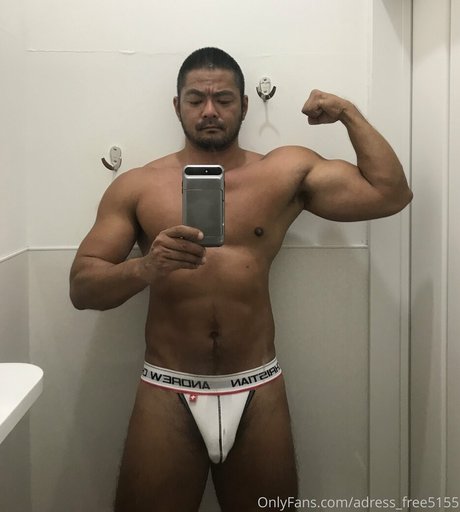 Foto desnuda filtrada de OnlyFans de Adressfree5155
