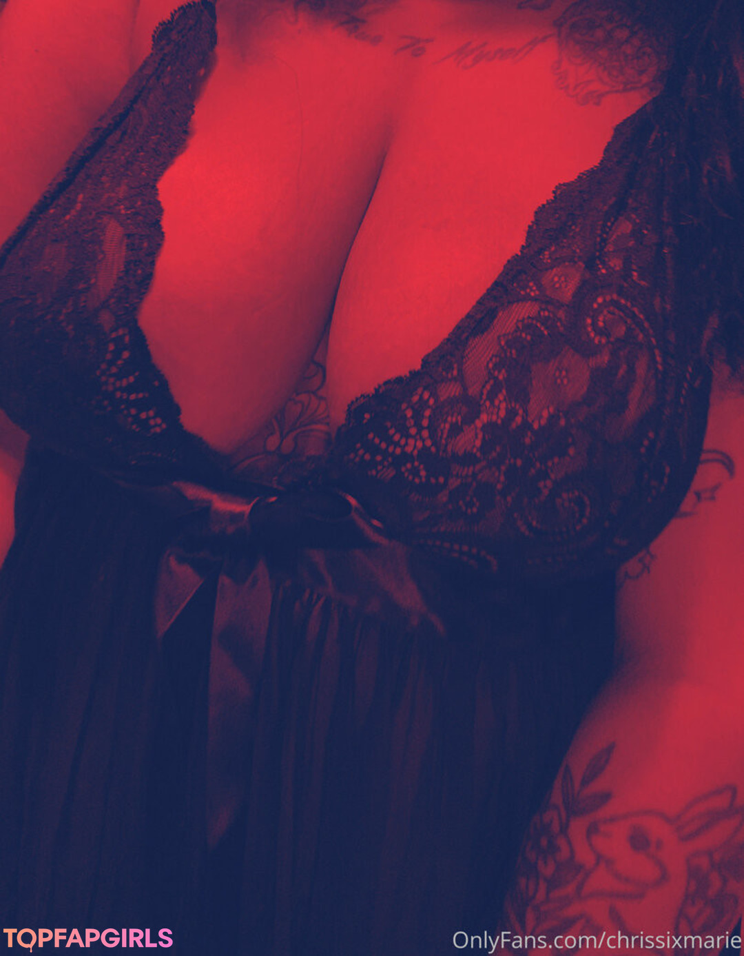 Foto desnuda filtrada de OnlyFans de Chrissixmarie #17 Foto desnuda filtrada de OnlyFans de Chrissixmarie #17