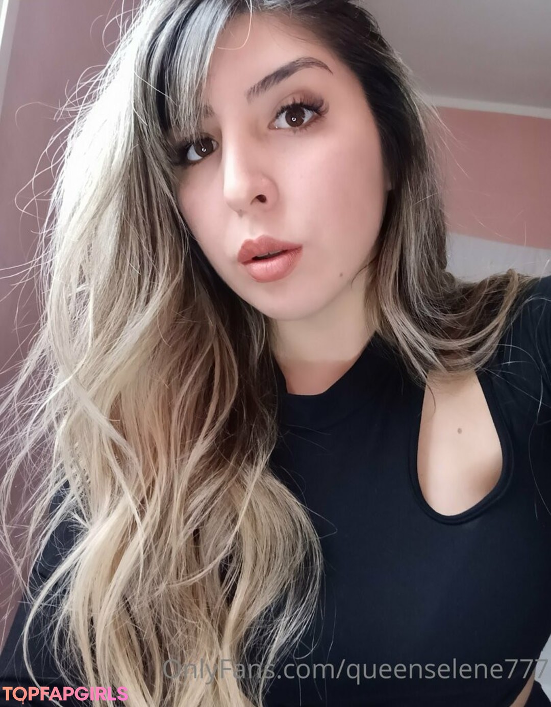 Foto desnuda filtrada de OnlyFans de Camilleadams #10 Foto desnuda filtrada de OnlyFans de Camilleadams #10