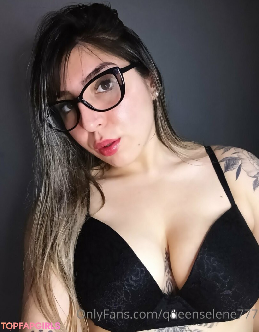 Foto desnuda filtrada de OnlyFans de Camilleadams #11 Foto desnuda filtrada de OnlyFans de Camilleadams #11