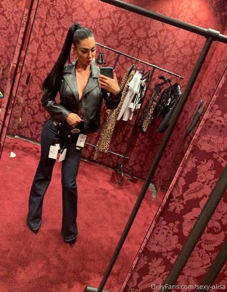 Sexy-Alisa