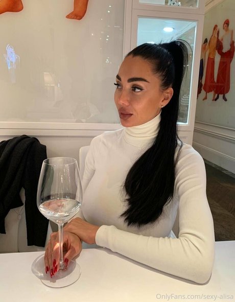 Sexy-Alisa