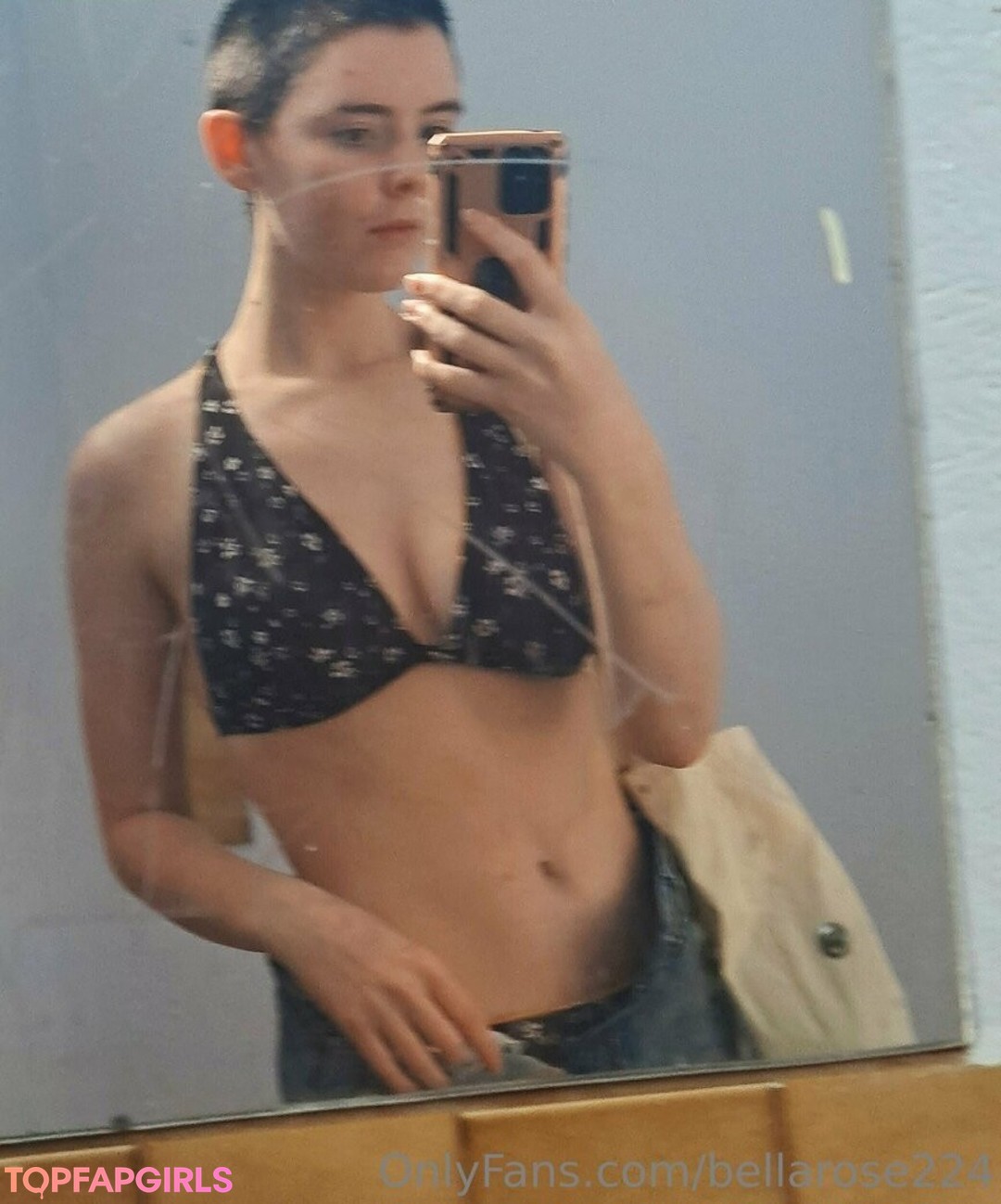 Foto desnuda filtrada de OnlyFans de Bellarose224 #8 Foto desnuda filtrada de OnlyFans de Bellarose224 #8