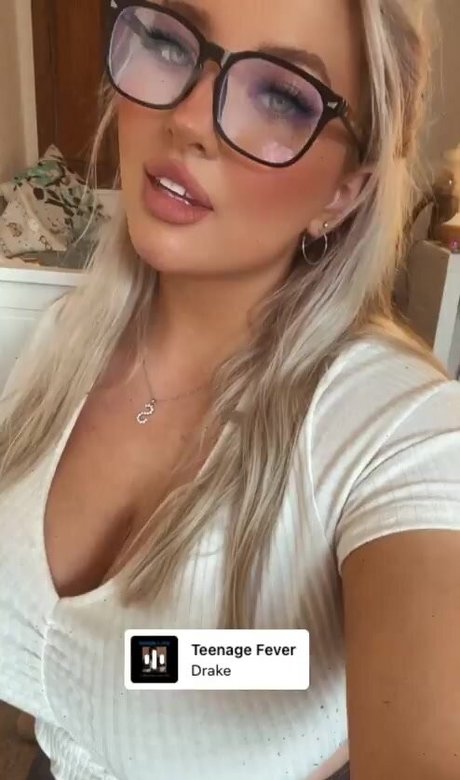 Foto desnuda filtrada de OnlyFans de Shona Colson