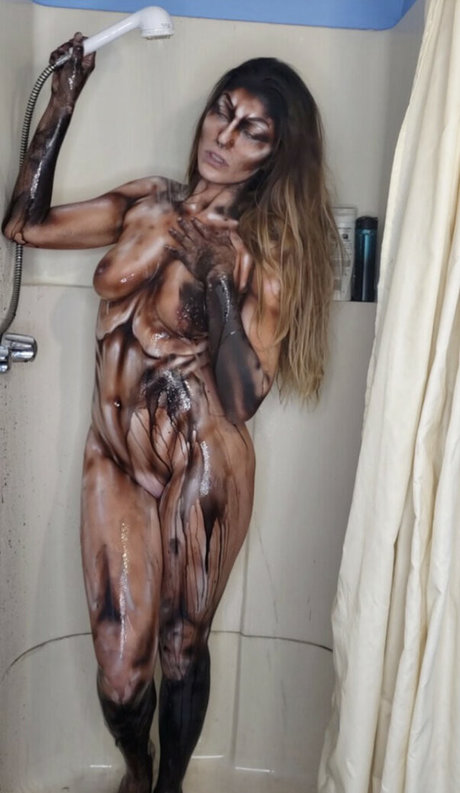 Foto desnuda filtrada de OnlyFans de Mypetmonstergirl