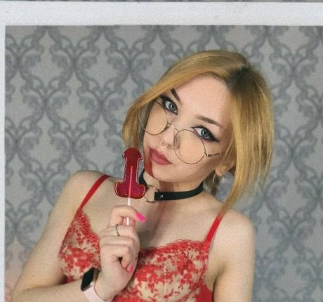 Foto desnuda filtrada de OnlyFans de Roxy Loov