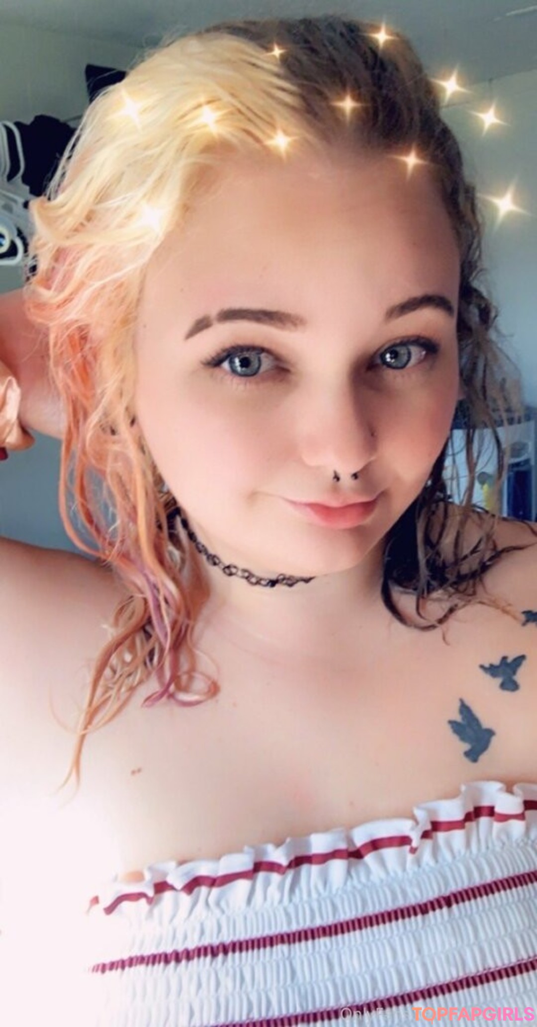Foto desnuda filtrada de OnlyFans de Bxbygxrl21 #6 Foto desnuda filtrada de OnlyFans de Bxbygxrl21 #6