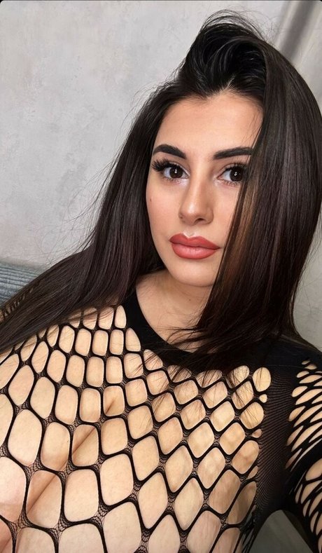 Foto desnuda filtrada de OnlyFans de Aria Carol