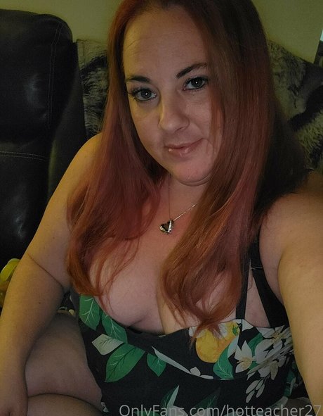 Foto desnuda filtrada de OnlyFans de Hotteacher27