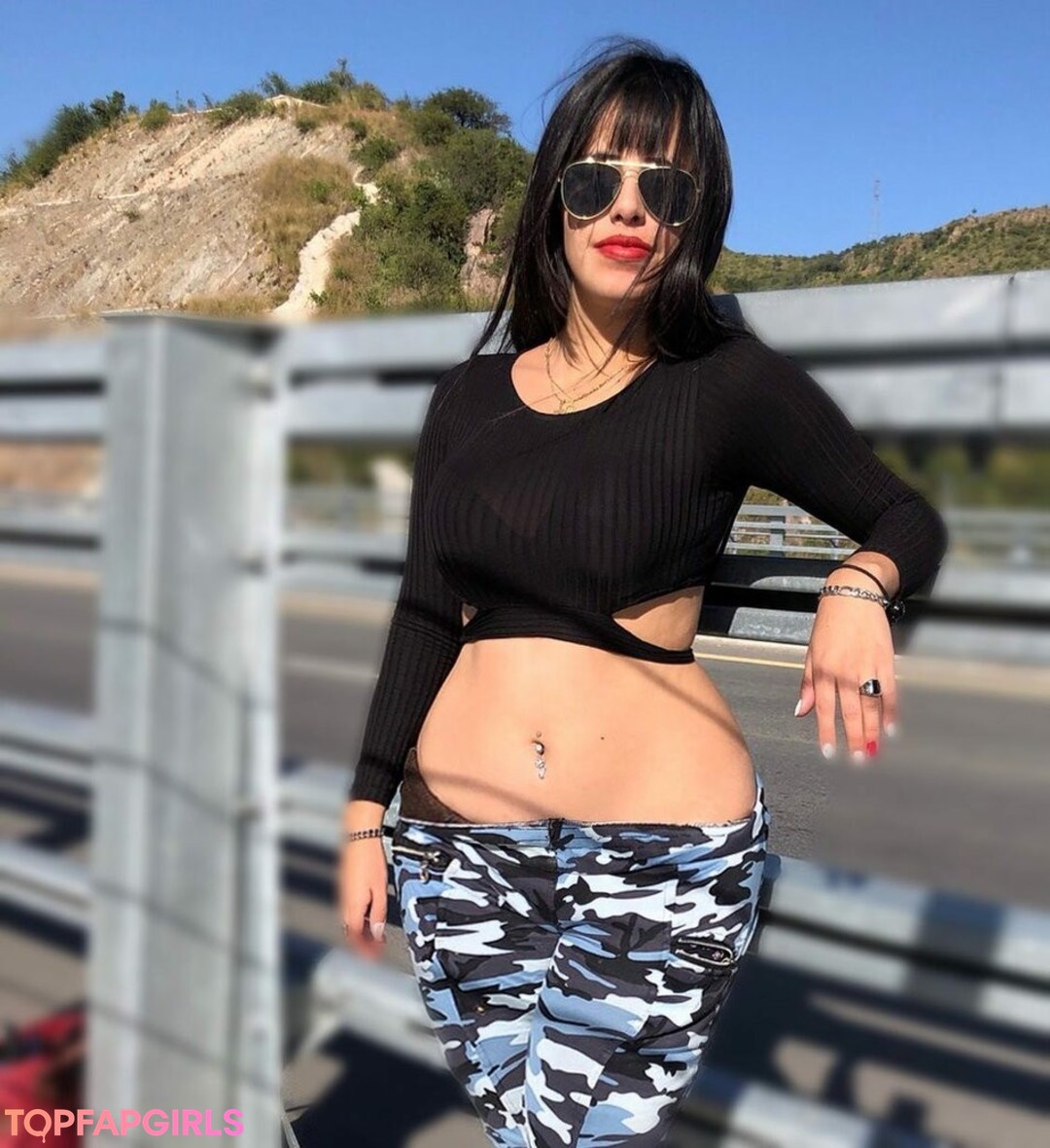 Foto desnuda filtrada de OnlyFans de Meli Almada #22 Foto desnuda filtrada de OnlyFans de Meli Almada #22