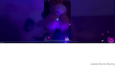 Foto desnuda filtrada de OnlyFans de Lovelybunnsbunny