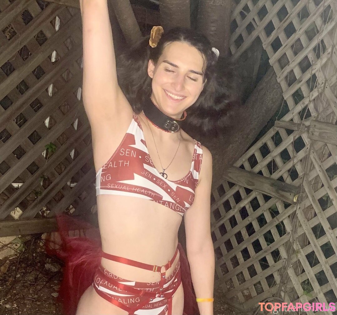 Foto desnuda filtrada de OnlyFans de Glitterishhh #13 Foto desnuda filtrada de OnlyFans de Glitterishhh #13