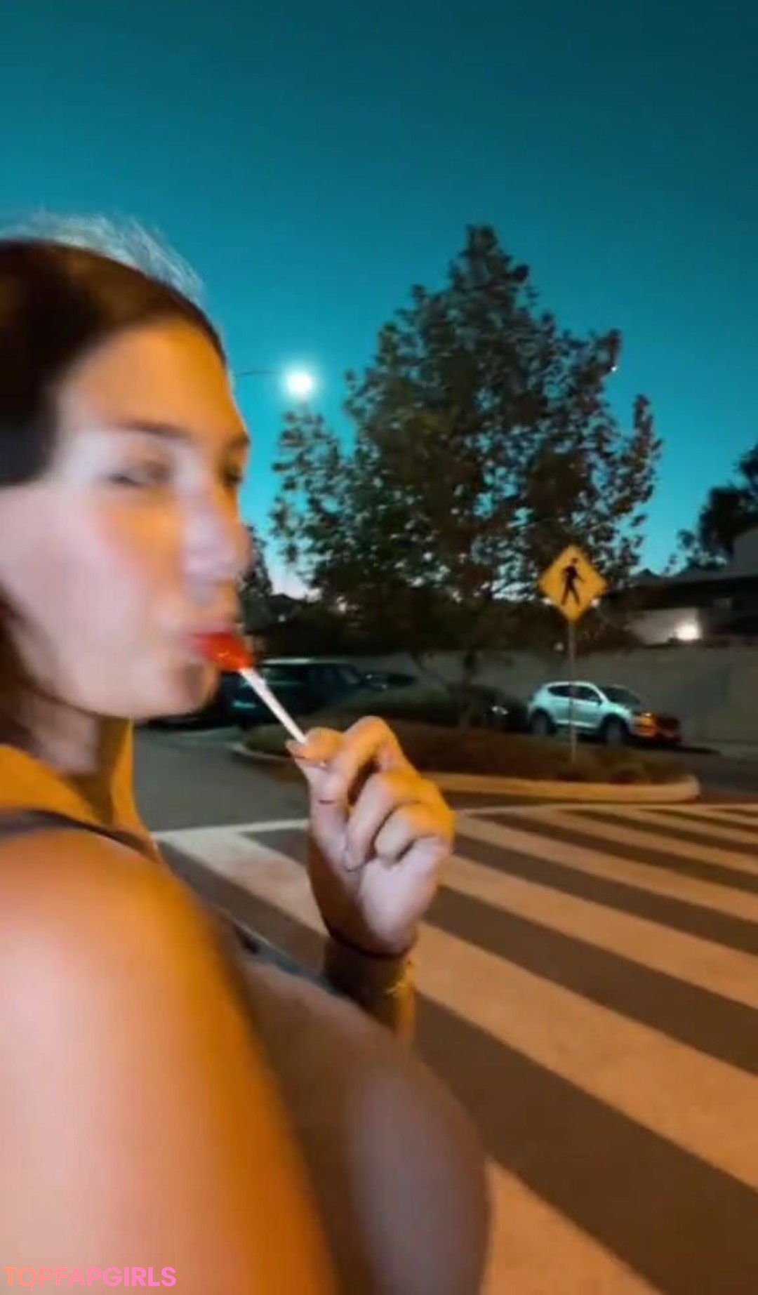 Foto desnuda filtrada de OnlyFans de Leilani Azalea #69 Foto desnuda filtrada de OnlyFans de Leilani Azalea #69