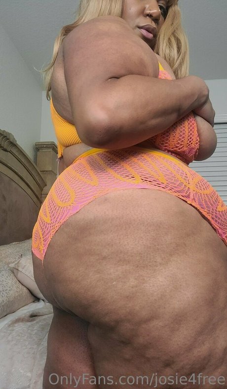 Josie4free