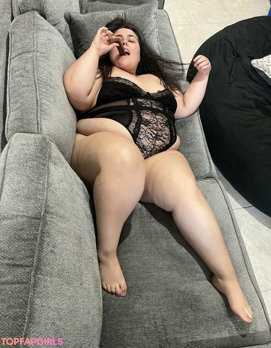 Foto desnuda filtrada de OnlyFans de Thebigbambina #15 Foto desnuda filtrada de OnlyFans de Thebigbambina #15