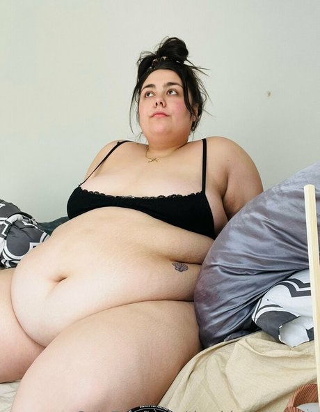 Foto desnuda filtrada de OnlyFans de Thebigbambina