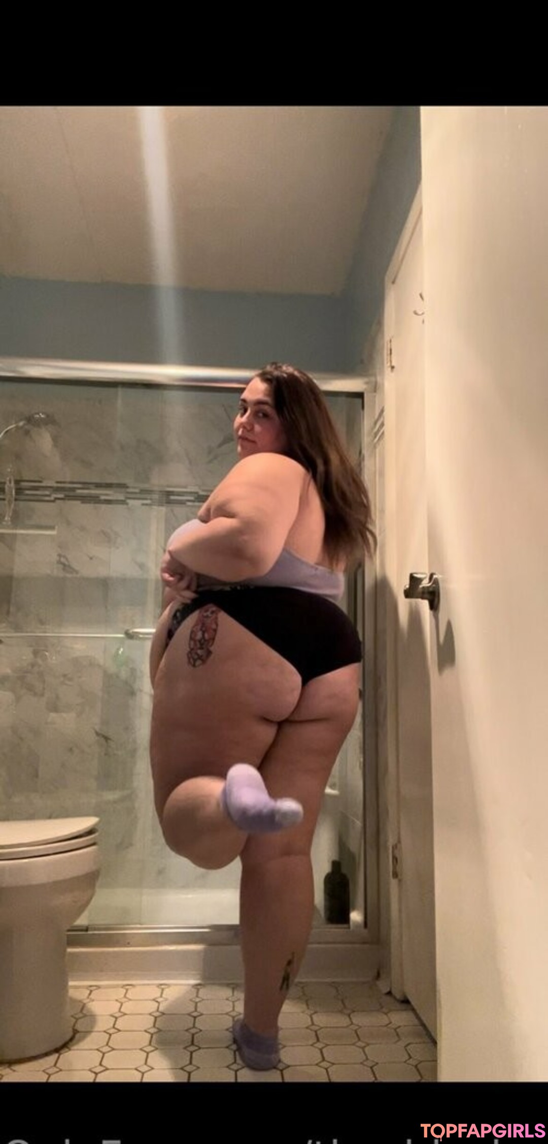 Foto desnuda filtrada de OnlyFans de Thebigbambina #9 Foto desnuda filtrada de OnlyFans de Thebigbambina #9