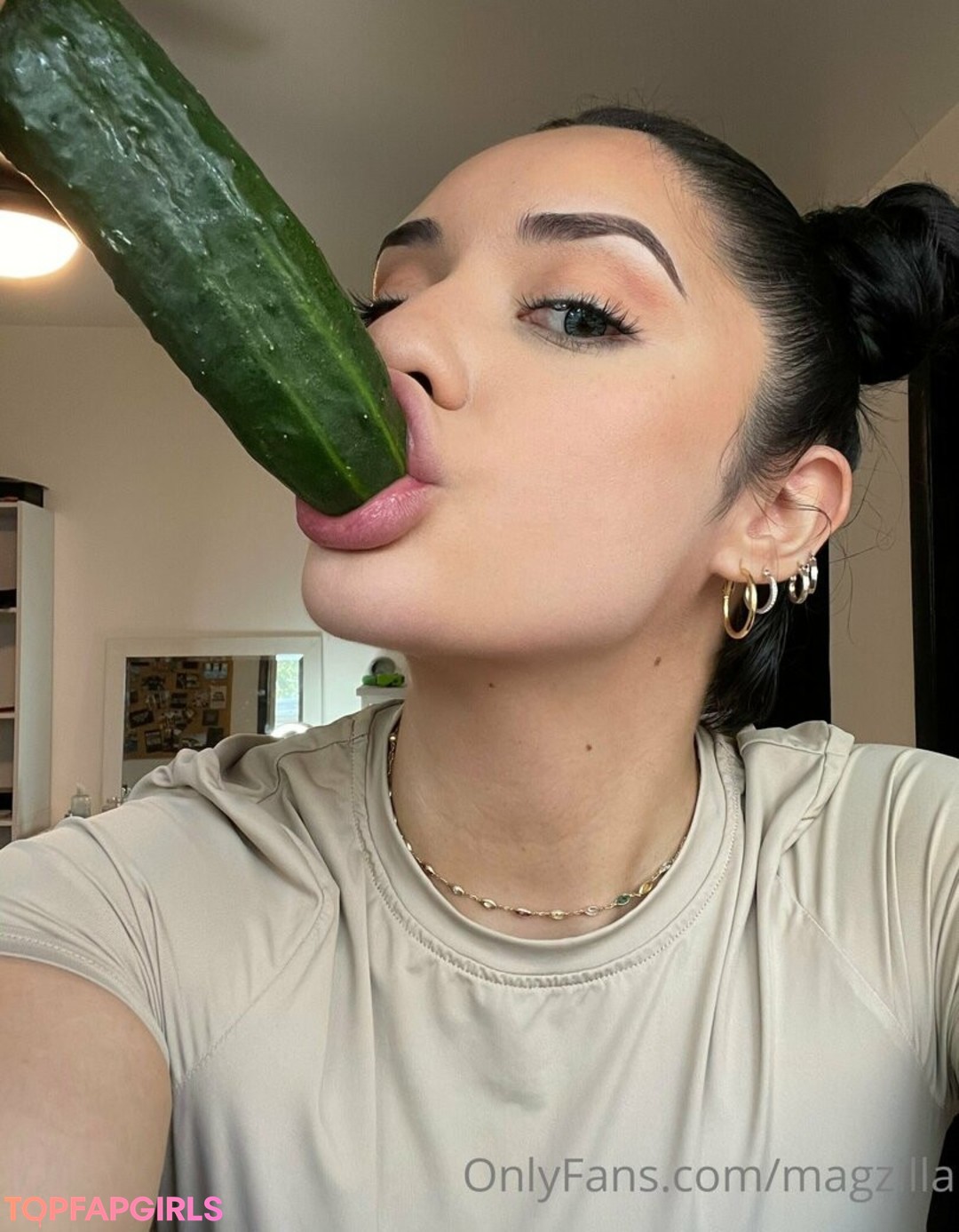 Foto desnuda filtrada de OnlyFans de Magzilla Magzillac #16 Foto desnuda filtrada de OnlyFans de Magzilla Magzillac #16