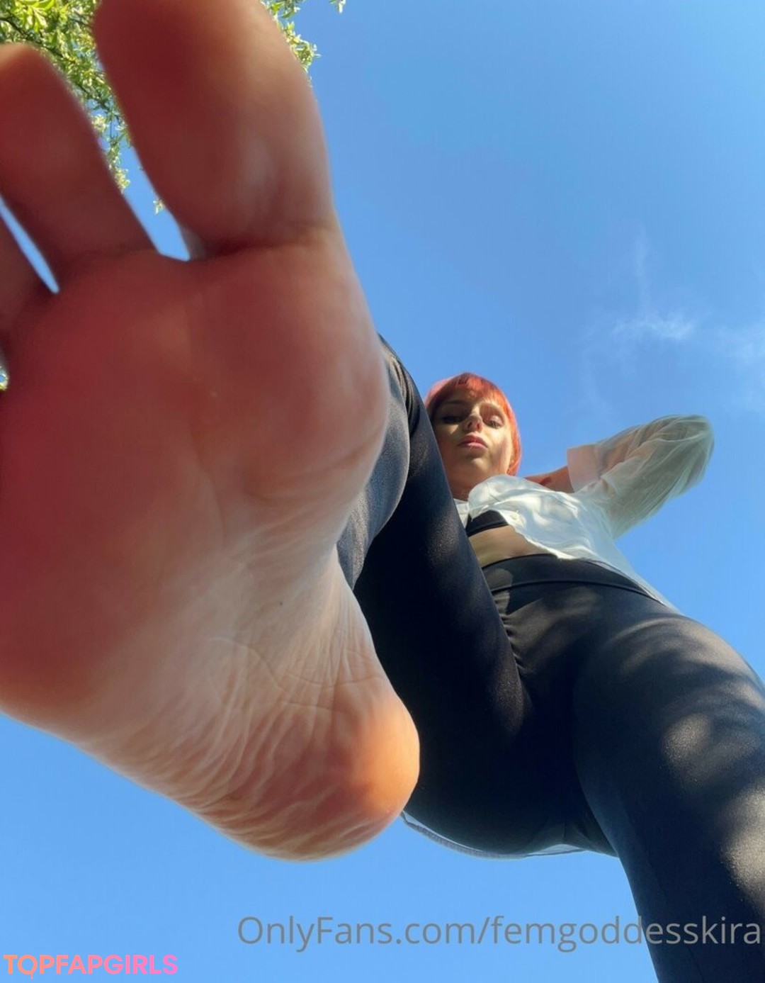 Foto desnuda filtrada de OnlyFans de Goddess Kira #85 Foto desnuda filtrada de OnlyFans de Goddess Kira #85