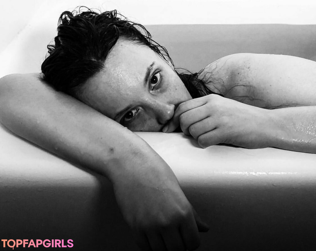 Foto desnuda filtrada de OnlyFans de Ivie Walker #4 Foto desnuda filtrada de OnlyFans de Ivie Walker #4