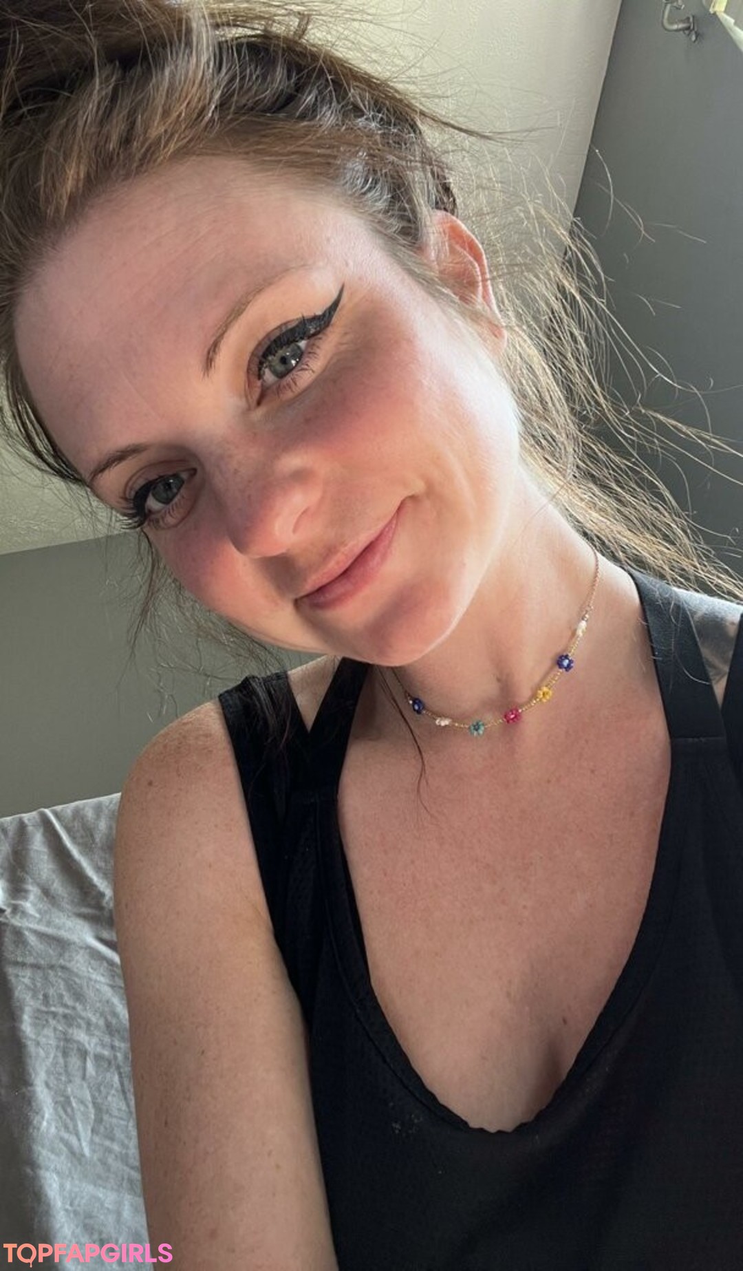 Foto desnuda filtrada de OnlyFans de Mudslingintrainwreckvip #77 Foto desnuda filtrada de OnlyFans de Mudslingintrainwreckvip #77