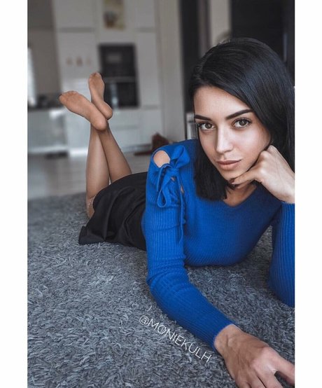Foto desnuda filtrada de OnlyFans de Moniekulh