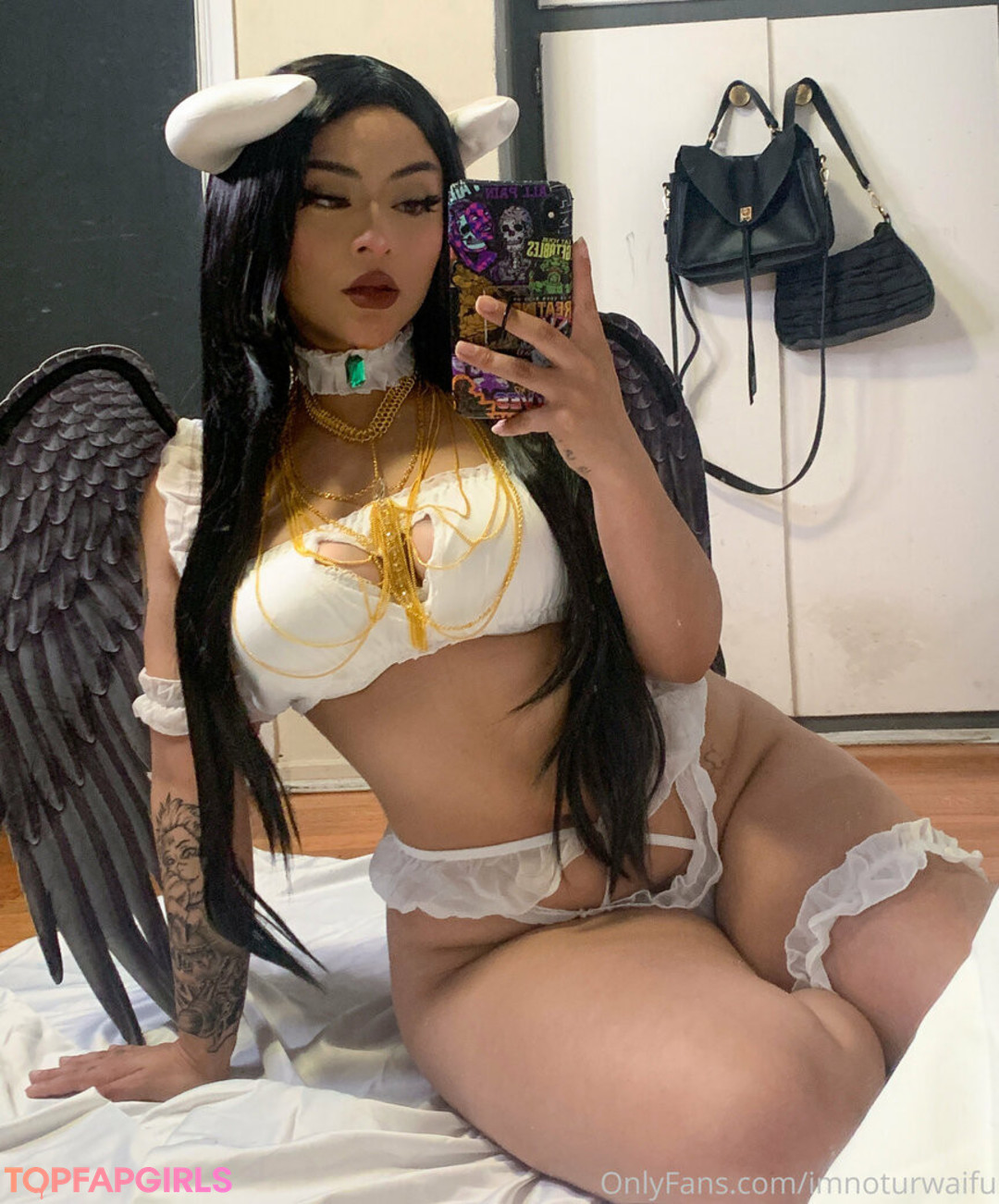 Foto desnuda filtrada de OnlyFans de Imnoturwaifu #3 Foto desnuda filtrada de OnlyFans de Imnoturwaifu #3