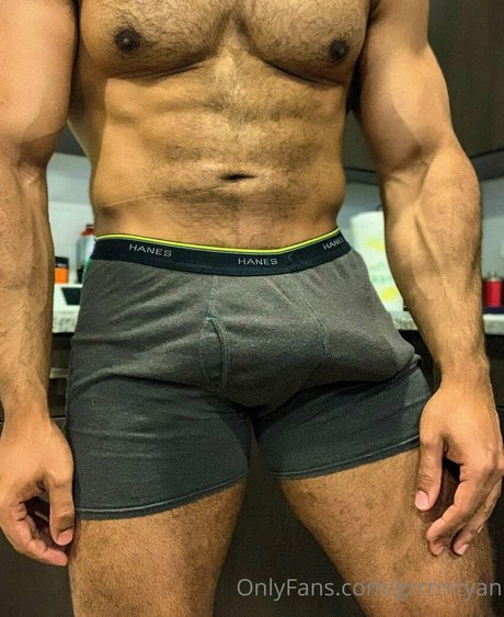 Foto desnuda filtrada de OnlyFans de Grrrrrryan
