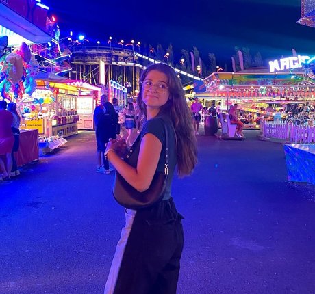 Nina Joy