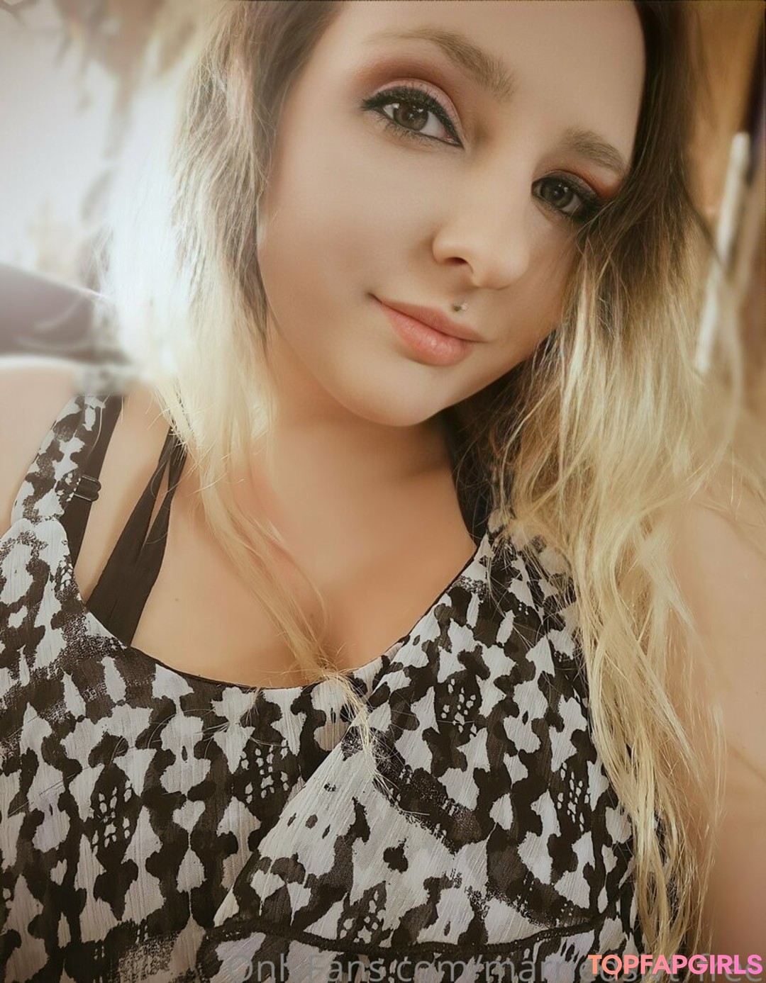 Foto desnuda filtrada de OnlyFans de Marriedslvtfree #175 Foto desnuda filtrada de OnlyFans de Marriedslvtfree #175
