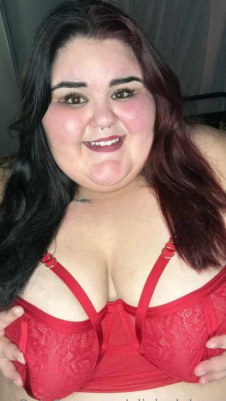 Foto desnuda filtrada de OnlyFans de Olivialebrun