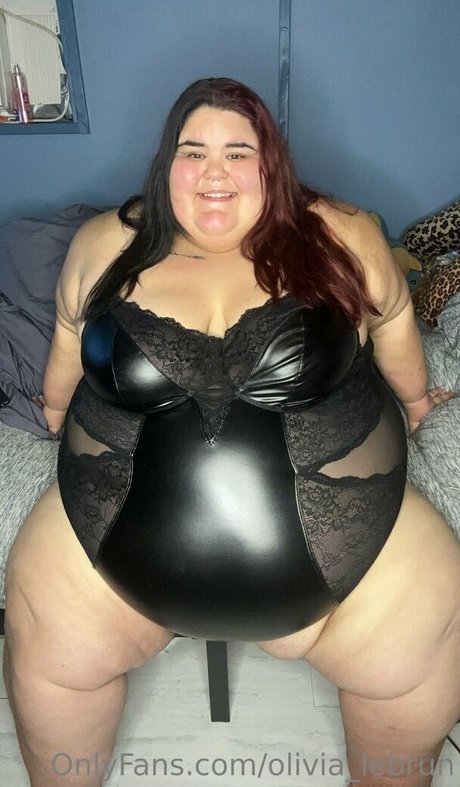 Foto desnuda filtrada de OnlyFans de Olivialebrun