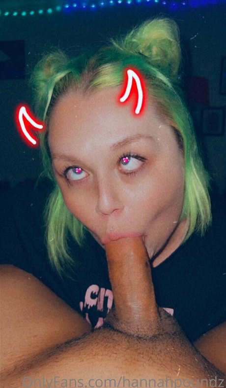 Foto desnuda filtrada de OnlyFans de Hannahpoundz