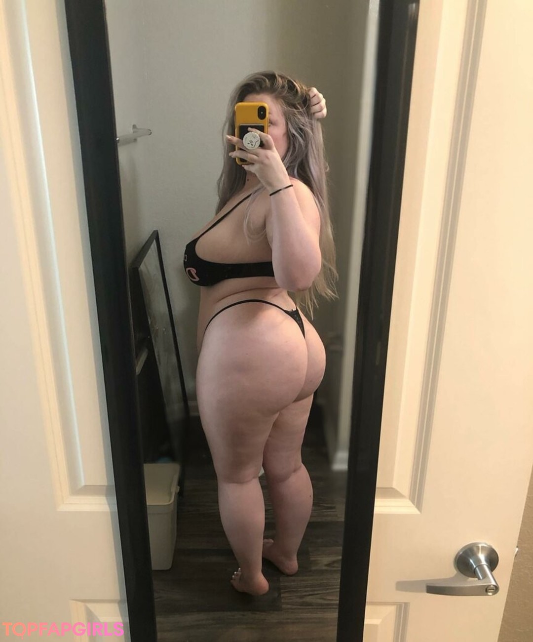 Foto desnuda filtrada de OnlyFans de Bailey Bee #46 Foto desnuda filtrada de OnlyFans de Bailey Bee #46