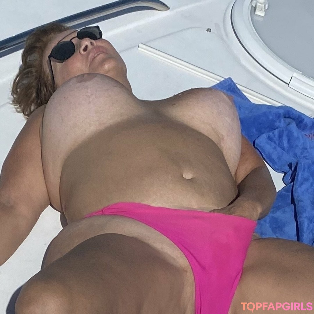 Foto desnuda filtrada de OnlyFans de Dixiedauphin50 #398 Foto desnuda filtrada de OnlyFans de Dixiedauphin50 #398