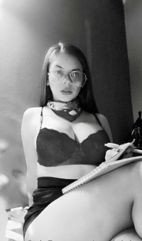 Foto desnuda filtrada de OnlyFans de Marlelulu