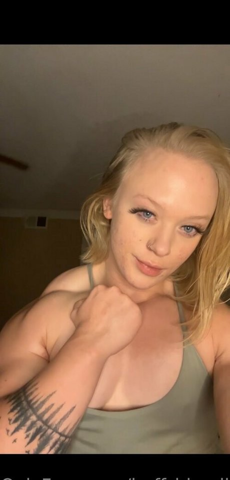 Buffblondie