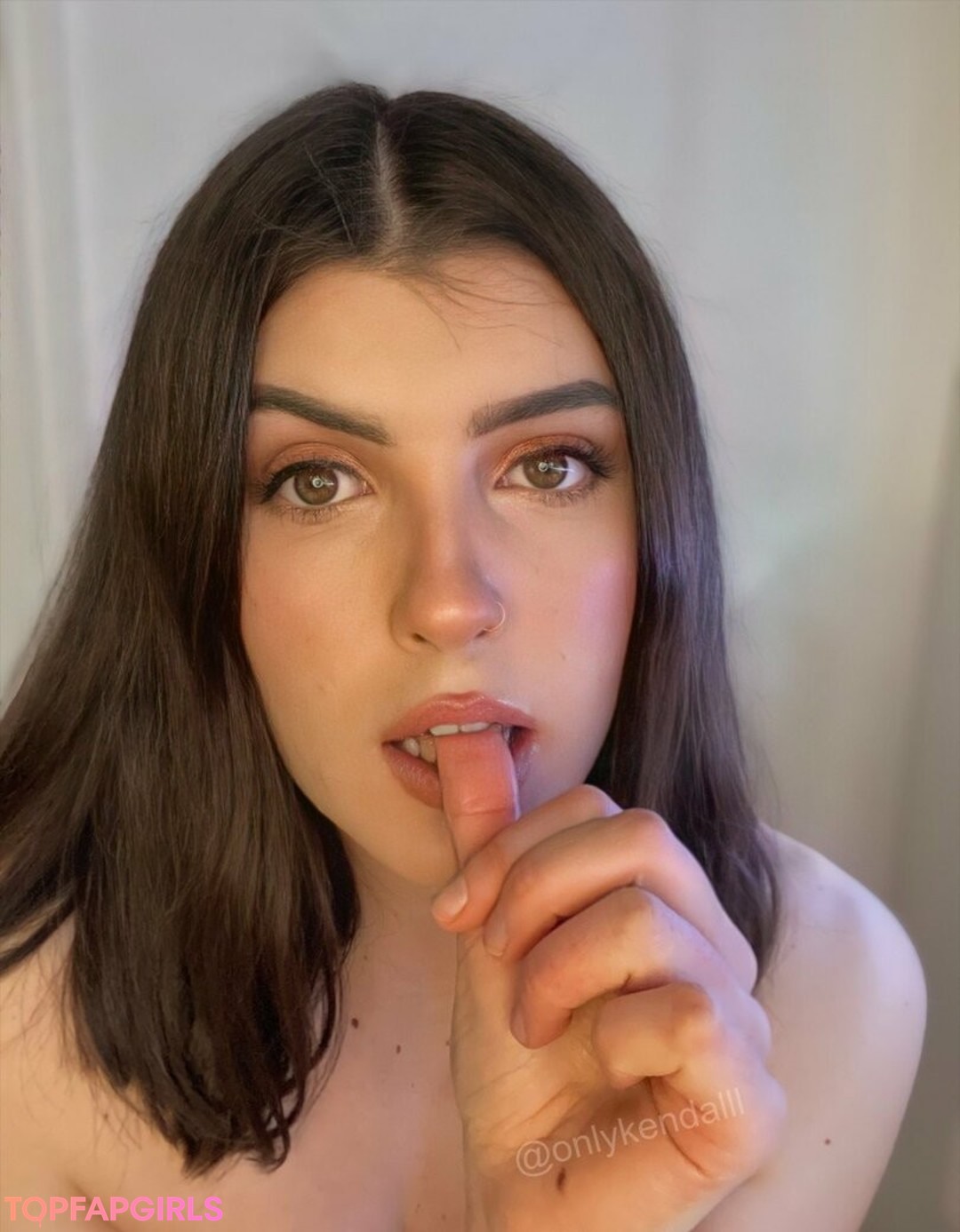Foto desnuda filtrada de OnlyFans de Averywestvip #20 Foto desnuda filtrada de OnlyFans de Averywestvip #20