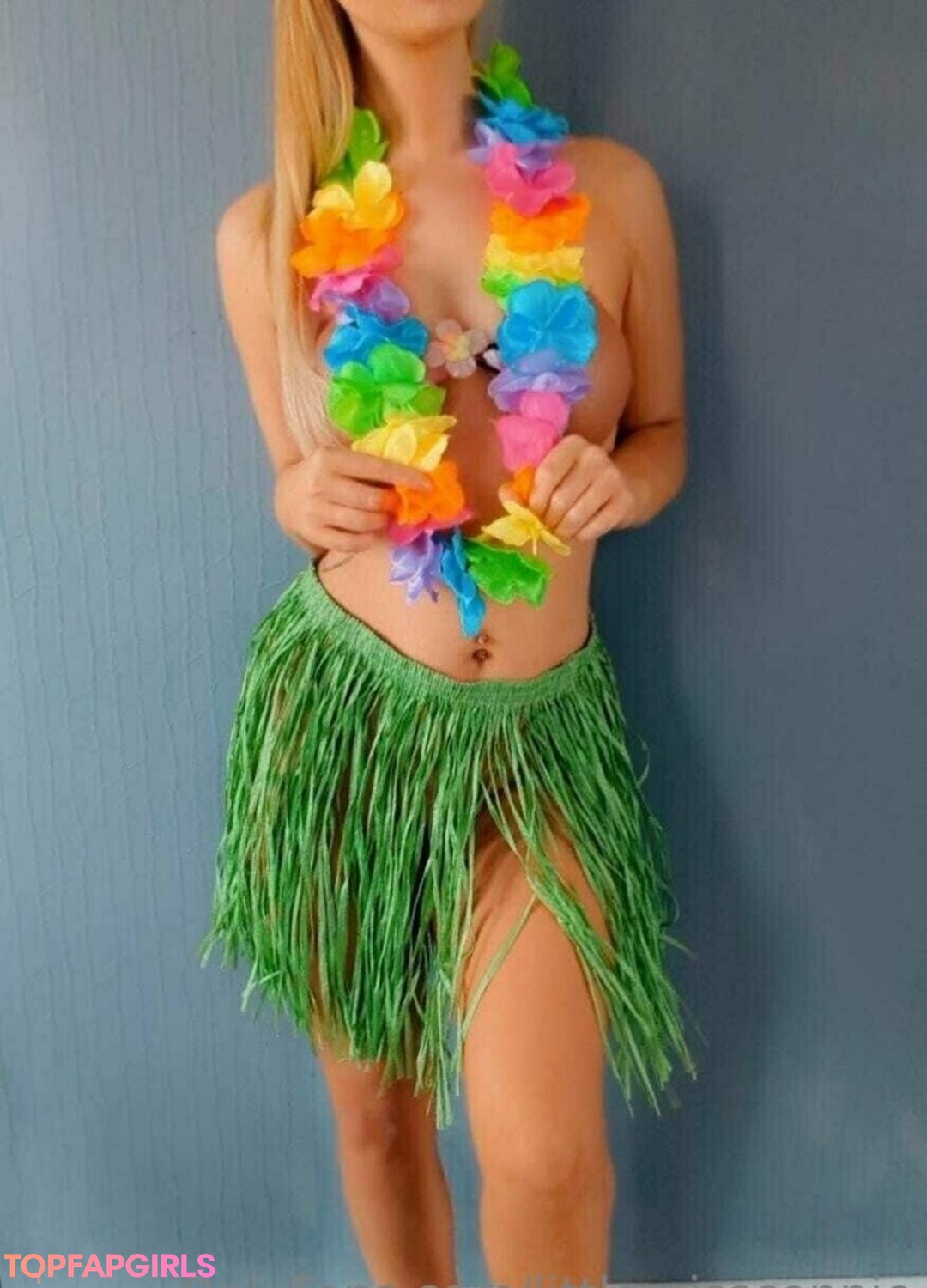 Foto desnuda filtrada de OnlyFans de Littlemissconnie #224 Foto desnuda filtrada de OnlyFans de Littlemissconnie #224