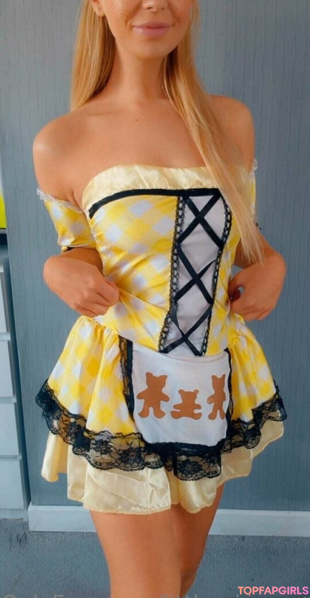 Foto desnuda filtrada de OnlyFans de Littlemissconnie #227 Foto desnuda filtrada de OnlyFans de Littlemissconnie #227