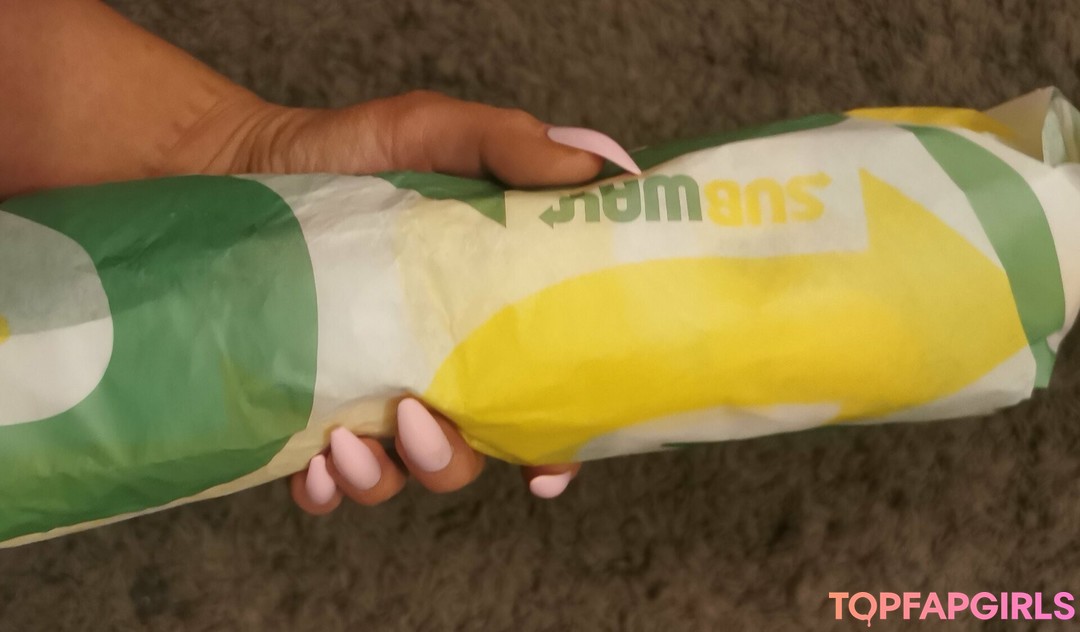 Foto desnuda filtrada de OnlyFans de Littlemissconnie #47 Foto desnuda filtrada de OnlyFans de Littlemissconnie #47