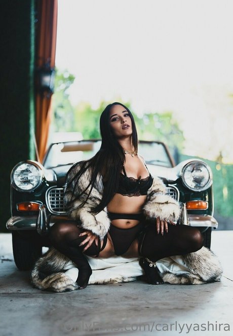 Foto desnuda filtrada de OnlyFans de Carlyyashira