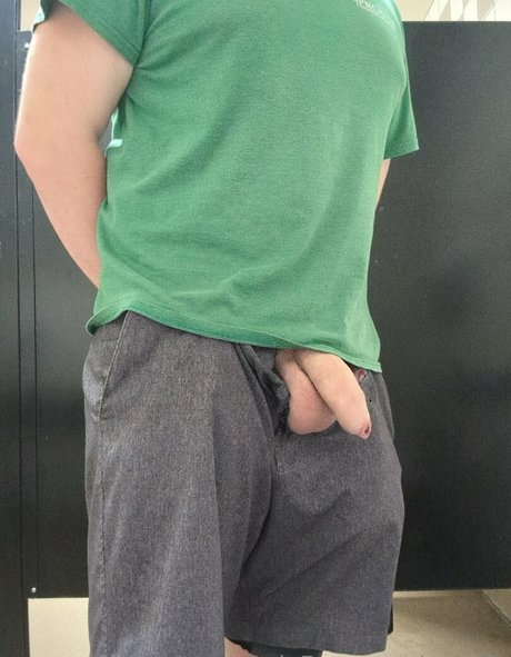 Foto desnuda filtrada de OnlyFans de Grav3y