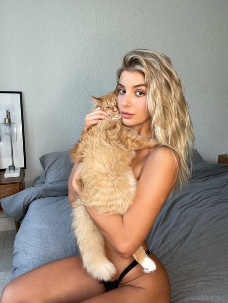 Foto desnuda filtrada de OnlyFans de ashleymariedickerson