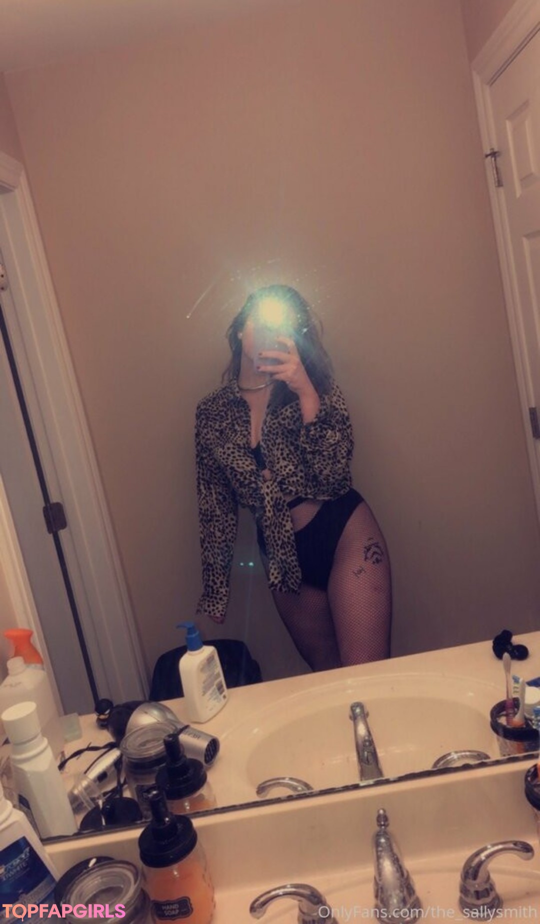 Foto desnuda filtrada de OnlyFans de Thesallysmith #72 Foto desnuda filtrada de OnlyFans de Thesallysmith #72