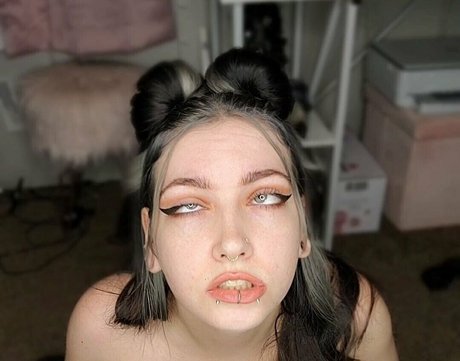 Meaghanisdead69