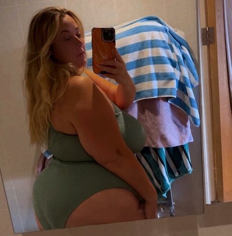 Foto desnuda filtrada de OnlyFans de Juiceefruitee