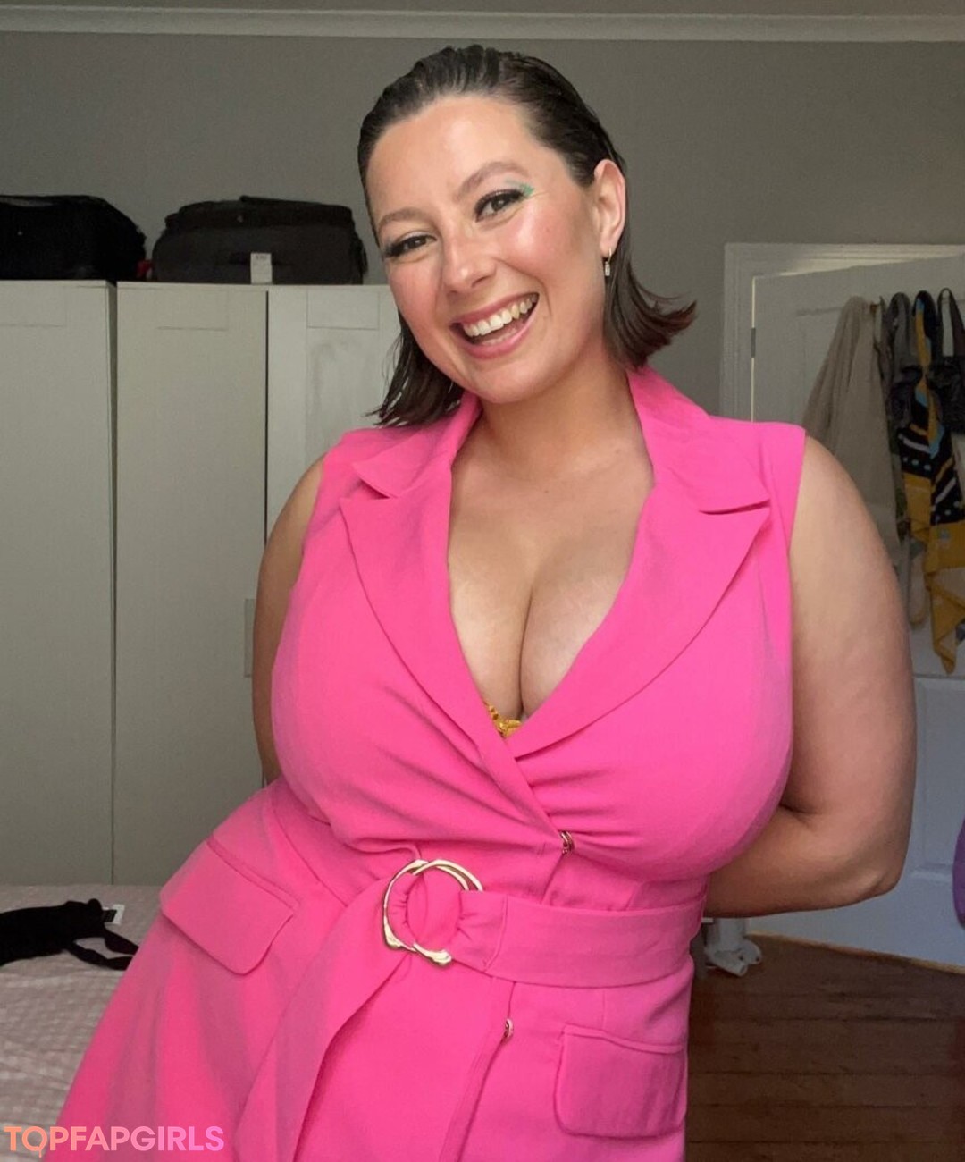 Foto desnuda filtrada de OnlyFans de Sliceofsalami #200 Foto desnuda filtrada de OnlyFans de Sliceofsalami #200